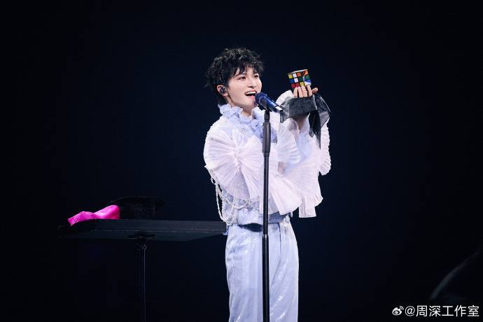 萌术师【@weibo-charlie-studio-2025】